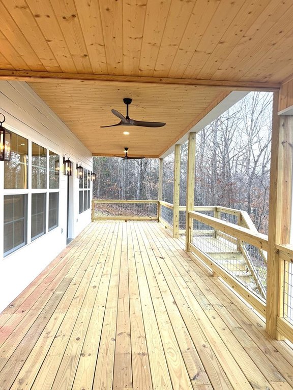 Sparta, Tennessee, 38583, United States, 3 Bedrooms Bedrooms, ,2.5 BathroomsBathrooms,Residential,Forsale,1996609