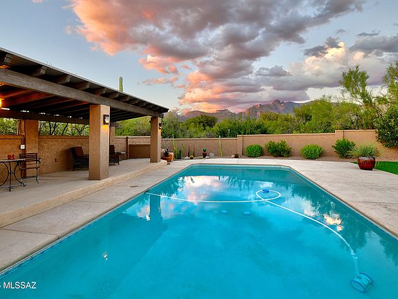 Tucson, Arizona, 85718, United States, 4 Bedrooms Bedrooms, ,3 BathroomsBathrooms,Residential,Forsale,1963534