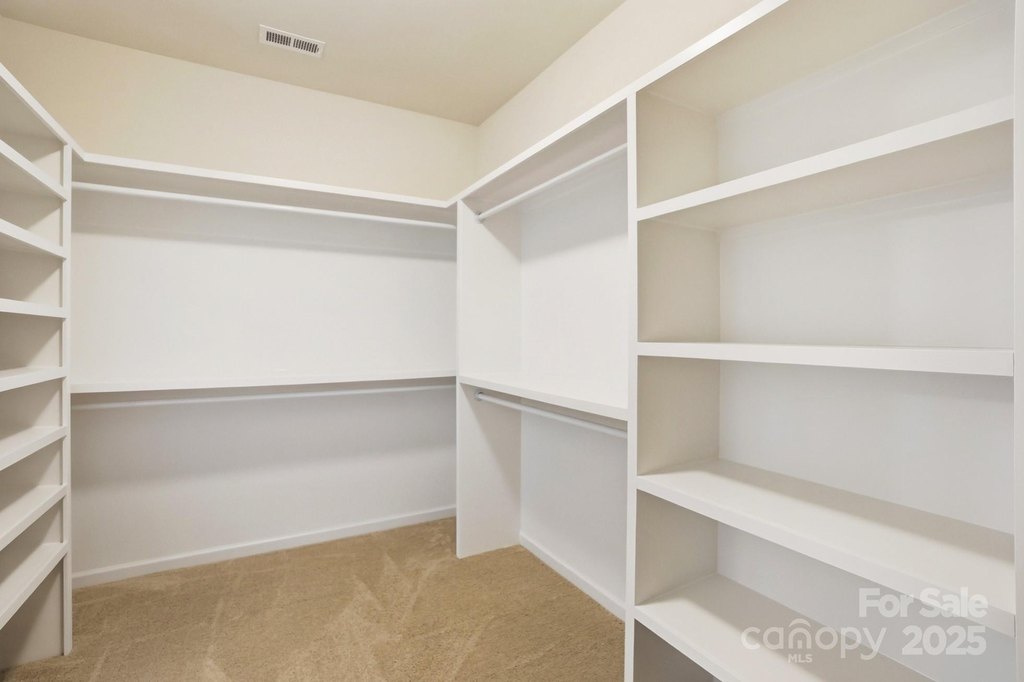 Charlotte, North Carolina, 28278, United States, 4 Bedrooms Bedrooms, ,3.5 BathroomsBathrooms,Residential,Forsale,2004569