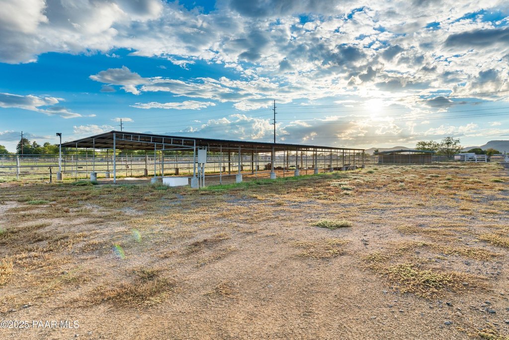 Chino Valley, Arizona, 86323, United States, 3 Bedrooms Bedrooms, ,2 BathroomsBathrooms,Residential,Forsale,1994054