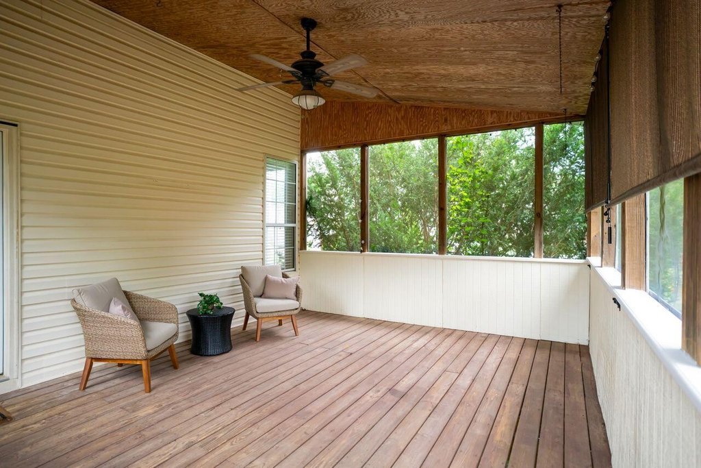 Signal Mountain, Tennessee, 37377, United States, 4 Bedrooms Bedrooms, ,2.5 BathroomsBathrooms,Residential,Forsale,1946776