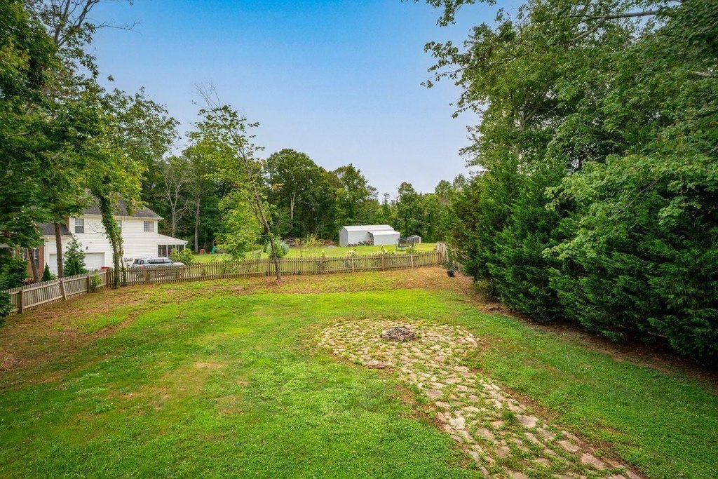 Signal Mountain, Tennessee, 37377, United States, 4 Bedrooms Bedrooms, ,2.5 BathroomsBathrooms,Residential,Forsale,1946776