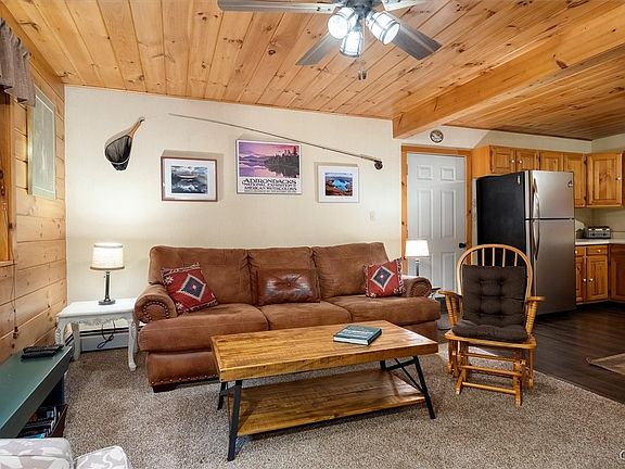 Eagle Bay, New York, 13331, United States, 3 Bedrooms Bedrooms, ,2 BathroomsBathrooms,Residential,Forsale,1969693