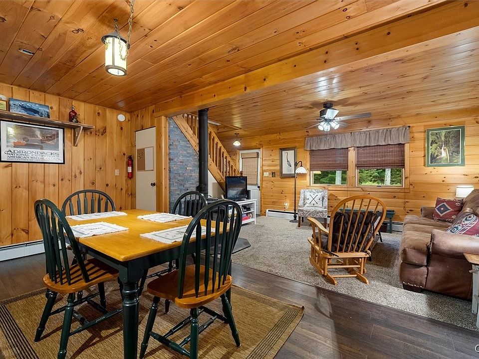 Eagle Bay, New York, 13331, United States, 3 Bedrooms Bedrooms, ,2 BathroomsBathrooms,Residential,Forsale,1969693