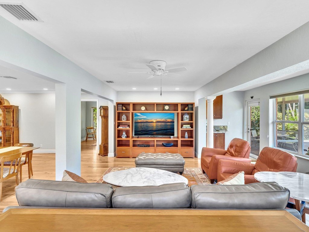 Boca Raton, Florida, 33432, United States, 2 Bedrooms Bedrooms, ,2 BathroomsBathrooms,Residential,Forsale,1996360