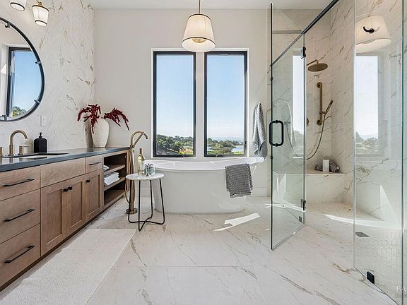 Santa Rosa, California, 95403, United States, 4 Bedrooms Bedrooms, ,4 BathroomsBathrooms,Residential,Forsale,1985927