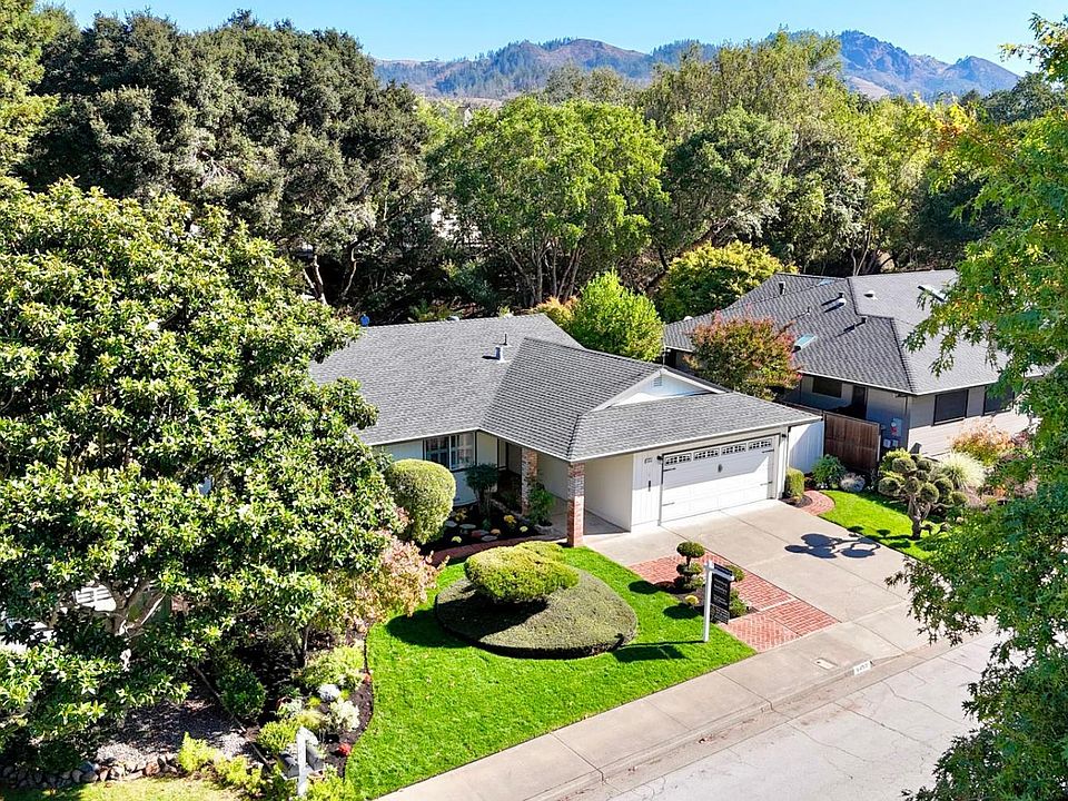 Santa Rosa, California, 95409, United States, 3 Bedrooms Bedrooms, ,2 BathroomsBathrooms,Residential,Forsale,1985932