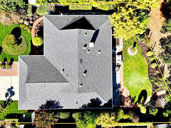 Santa Rosa, California, 95409, United States, 3 Bedrooms Bedrooms, ,2 BathroomsBathrooms,Residential,Forsale,1985932