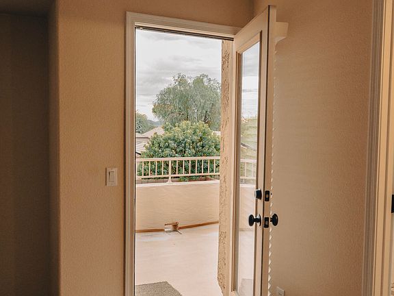 Phoenix, Arizona, 85050, United States, 4 Bedrooms Bedrooms, ,3 BathroomsBathrooms,Residential,Forsale,1971068