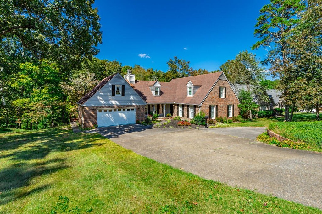 Chattanooga, Tennessee, 37421, United States, 5 Bedrooms Bedrooms, ,4 BathroomsBathrooms,Residential,Forsale,1995318