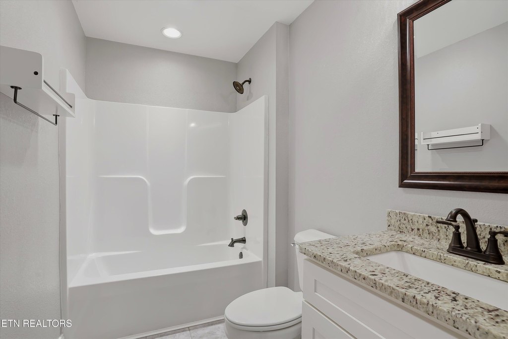 Maryville, Tennessee, 37804, United States, 4 Bedrooms Bedrooms, ,3 BathroomsBathrooms,Residential,Forsale,1973596