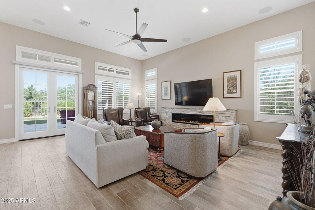 Scottsdale, Arizona, 85266, United States, 2 Bedrooms Bedrooms, ,3 BathroomsBathrooms,Residential,Forsale,2000283