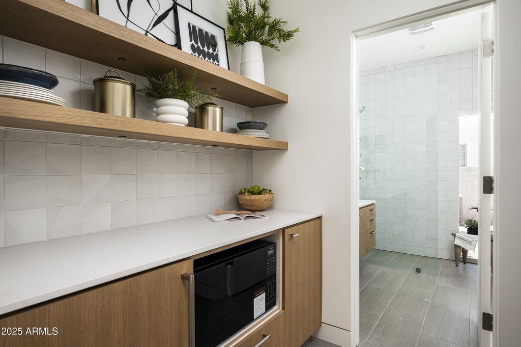 Paradise Valley, Arizona, 85253, United States, 5 Bedrooms Bedrooms, ,6 BathroomsBathrooms,Residential,Forsale,2000265