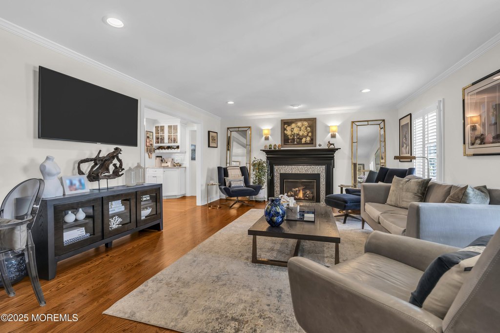 Sea Girt, New Jersey, 08750, United States, 3 Bedrooms Bedrooms, ,2.5 BathroomsBathrooms,Residential,Forsale,1984575