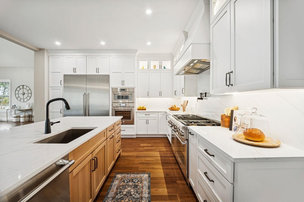 Newington, New Hampshire, 03801, United States, 4 Bedrooms Bedrooms, ,4.5 BathroomsBathrooms,Residential,Forsale,2002401