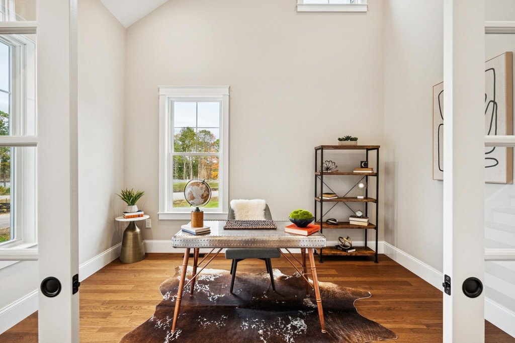 Newington, New Hampshire, 03801, United States, 4 Bedrooms Bedrooms, ,4.5 BathroomsBathrooms,Residential,Forsale,2002401