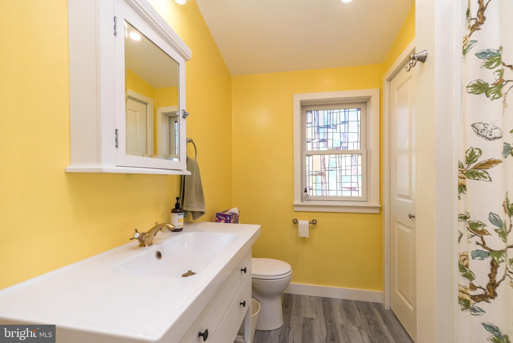 SCHWENKSVILLE, Pennsylvania, 19473, United States, 4 Bedrooms Bedrooms, ,2 BathroomsBathrooms,Residential,Forsale,2004194