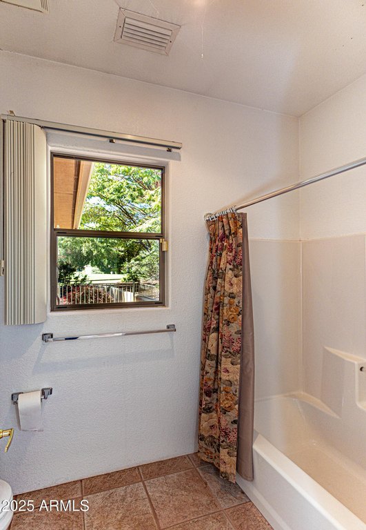 Sedona, Arizona, 86351, United States, 2 Bedrooms Bedrooms, ,2 BathroomsBathrooms,Residential,Forsale,2004627