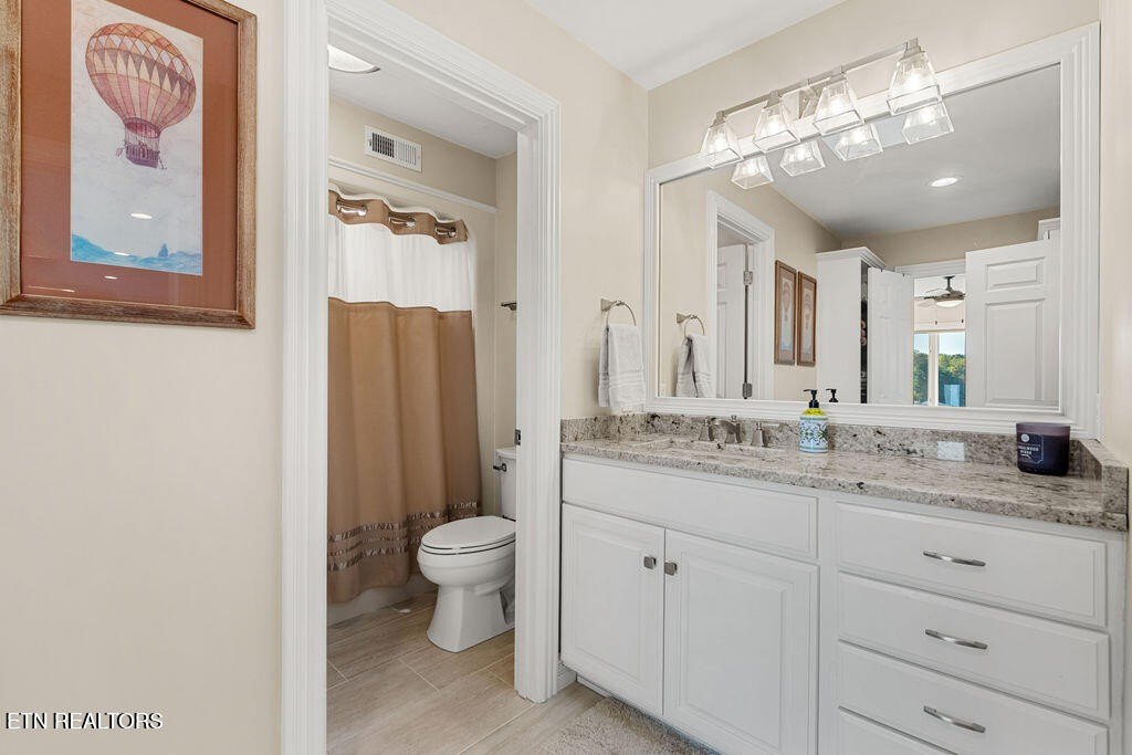 Loudon, Tennessee, 37774, United States, 4 Bedrooms Bedrooms, ,4.5 BathroomsBathrooms,Residential,Forsale,1973605