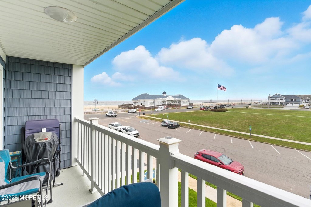 Belmar, New Jersey, 07719, United States, 1 Bedroom Bedrooms, ,1 BathroomBathrooms,Residential,Forsale,1984547