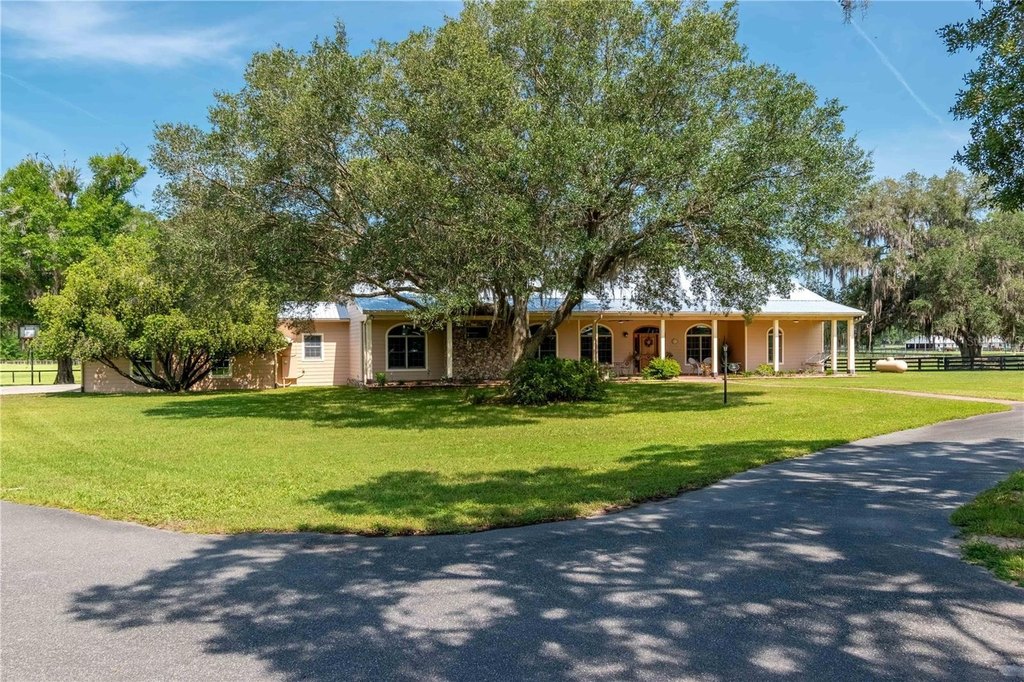 MORRISTON, Florida, 32668, United States, 4 Bedrooms Bedrooms, ,3.5 BathroomsBathrooms,Residential,Forsale,2010925