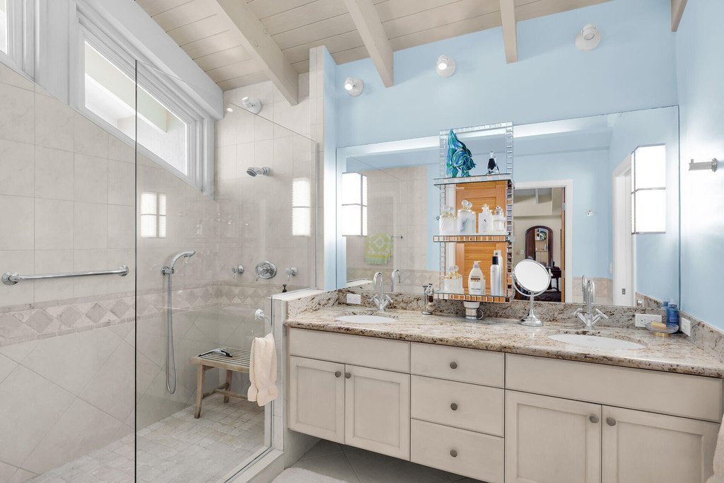 Plantation Key, Florida, 33036, United States, 3 Bedrooms Bedrooms, ,3 BathroomsBathrooms,Residential,Forsale,2004335