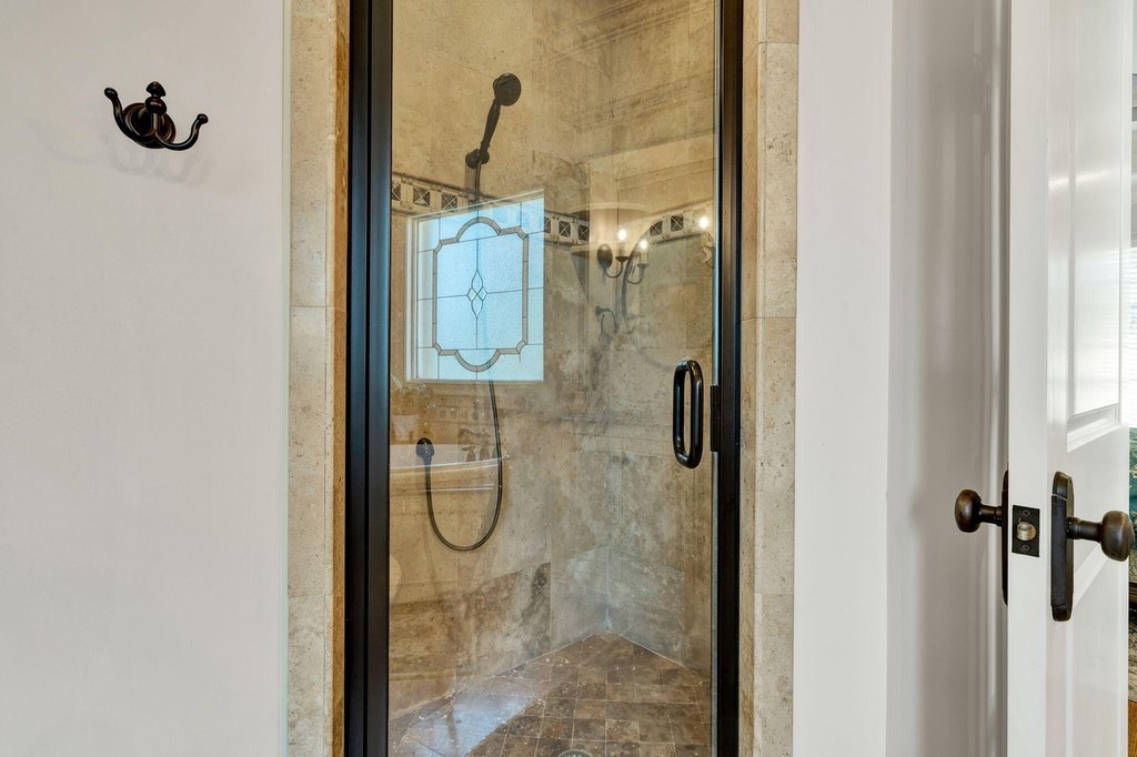 Cleveland, Tennessee, 37312, United States, 5 Bedrooms Bedrooms, ,3.5 BathroomsBathrooms,Residential,Forsale,2004697