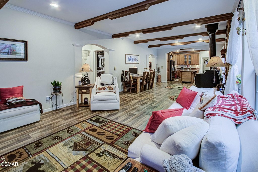 Sevierville, Tennessee, 37876, United States, 3 Bedrooms Bedrooms, ,2.5 BathroomsBathrooms,Residential,Forsale,1999435