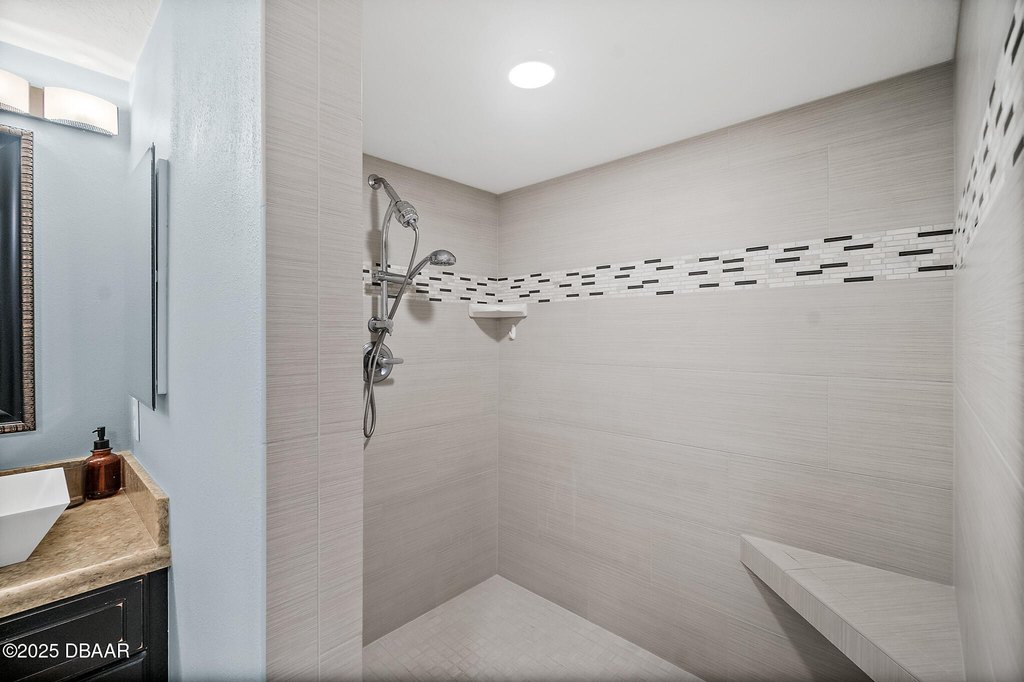 Daytona Beach Shores, Florida, 32118, United States, 3 Bedrooms Bedrooms, ,3 BathroomsBathrooms,Residential,Forsale,1965902