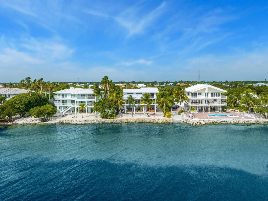 Key Largo, Florida, 33037, United States, 3 Bedrooms Bedrooms, ,3 BathroomsBathrooms,Residential,Forsale,2011106