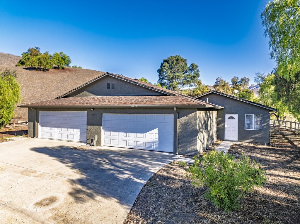 SANTA YNEZ, California, 93460, United States, 4 Bedrooms Bedrooms, ,6 BathroomsBathrooms,Residential,Forsale,2004323