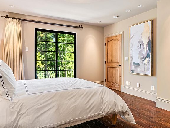 Healdsburg, California, 95448, United States, 3 Bedrooms Bedrooms, ,3.5 BathroomsBathrooms,Residential,Forsale,2014497