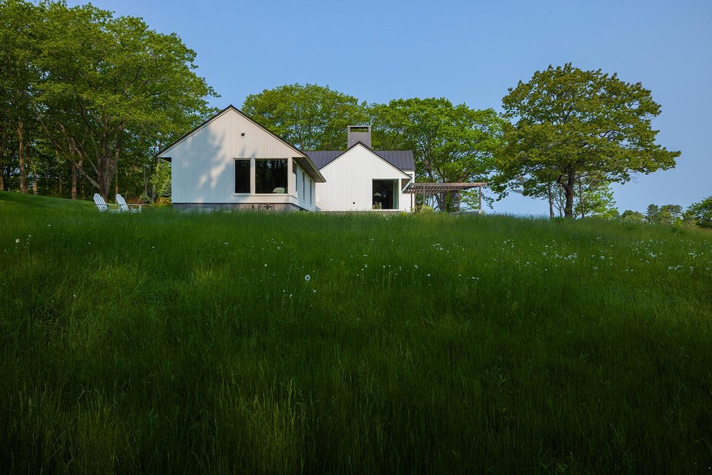 York, Maine, 03909, United States, 4 Bedrooms Bedrooms, ,3 BathroomsBathrooms,Residential,Forsale,1933927