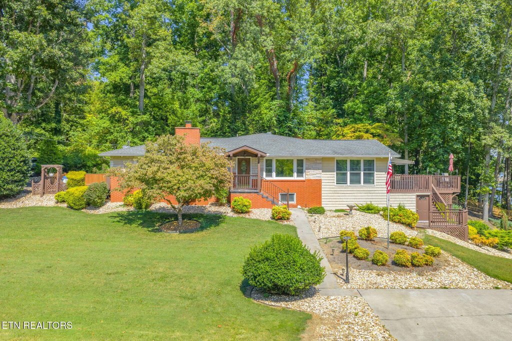 Lenoir City, Tennessee, 37772, United States, 3 Bedrooms Bedrooms, ,3 BathroomsBathrooms,Residential,Forsale,1973613