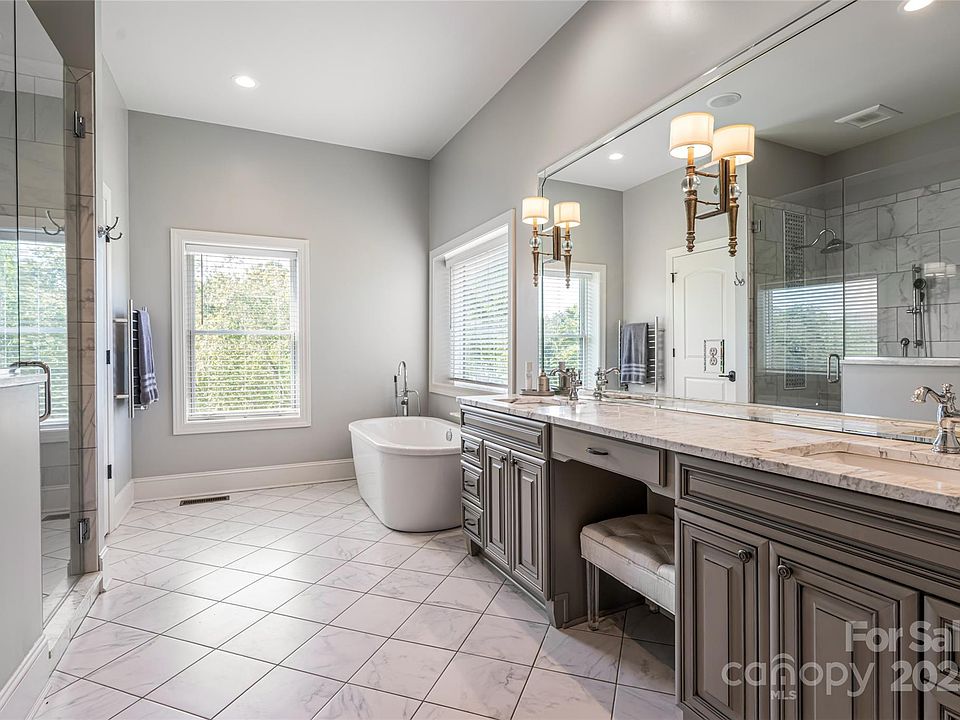 Fletcher, North Carolina, 28732, United States, 4 Bedrooms Bedrooms, ,5 BathroomsBathrooms,Residential,Forsale,1986013