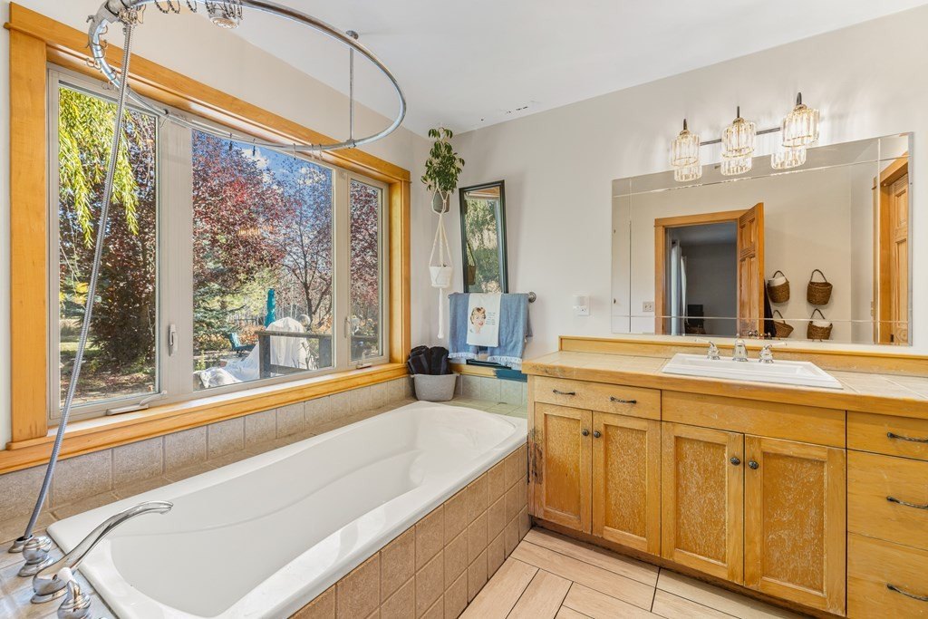 McCall, Idaho, 83638, United States, 3 Bedrooms Bedrooms, ,2 BathroomsBathrooms,Residential,Forsale,1996722