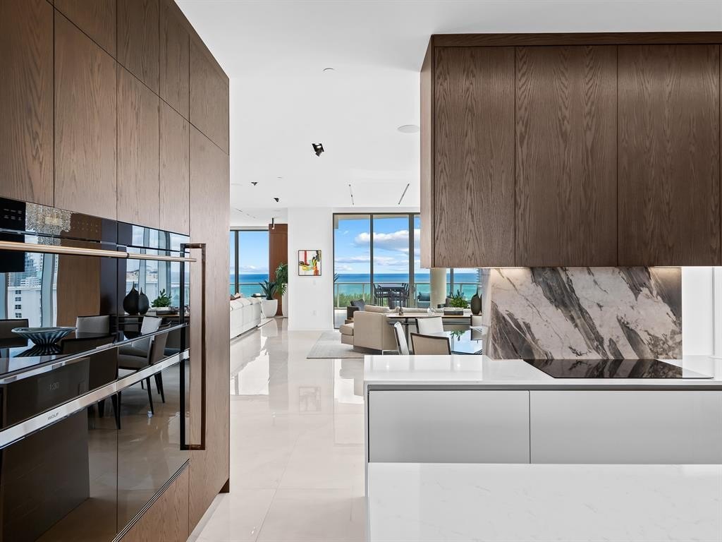 Fort Lauderdale, Florida, 33304, United States, 3 Bedrooms Bedrooms, ,3.5 BathroomsBathrooms,Residential,Forsale,1994074