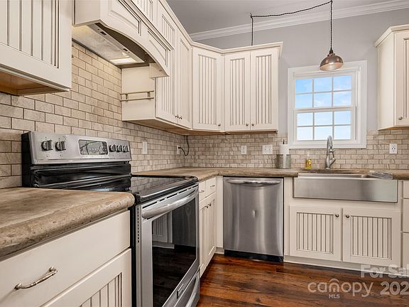 Bostic, North Carolina, 28018, United States, 3 Bedrooms Bedrooms, ,2 BathroomsBathrooms,Residential,Forsale,1985990