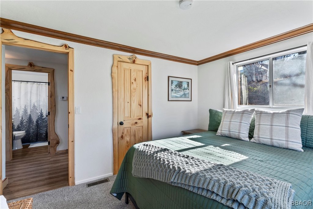 Lake Arrowhead, California, 92352, United States, 4 Bedrooms Bedrooms, ,3 BathroomsBathrooms,Residential,Forsale,1934022