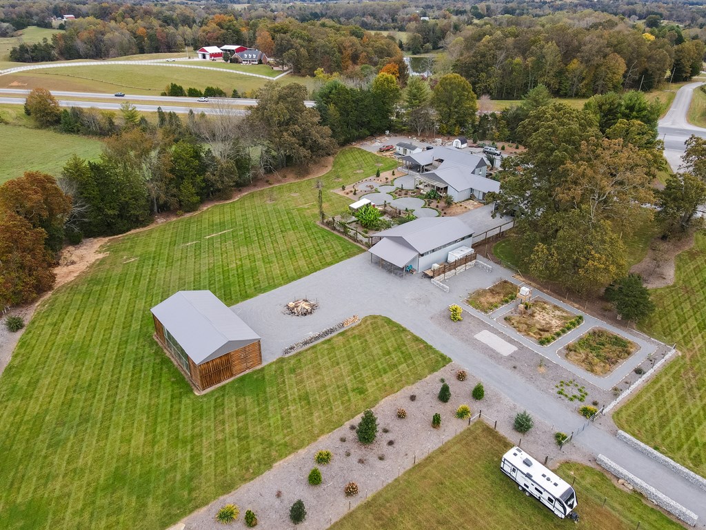 Doyle, Tennessee, 38559, United States, 3 Bedrooms Bedrooms, ,3 BathroomsBathrooms,Residential,Forsale,1996606