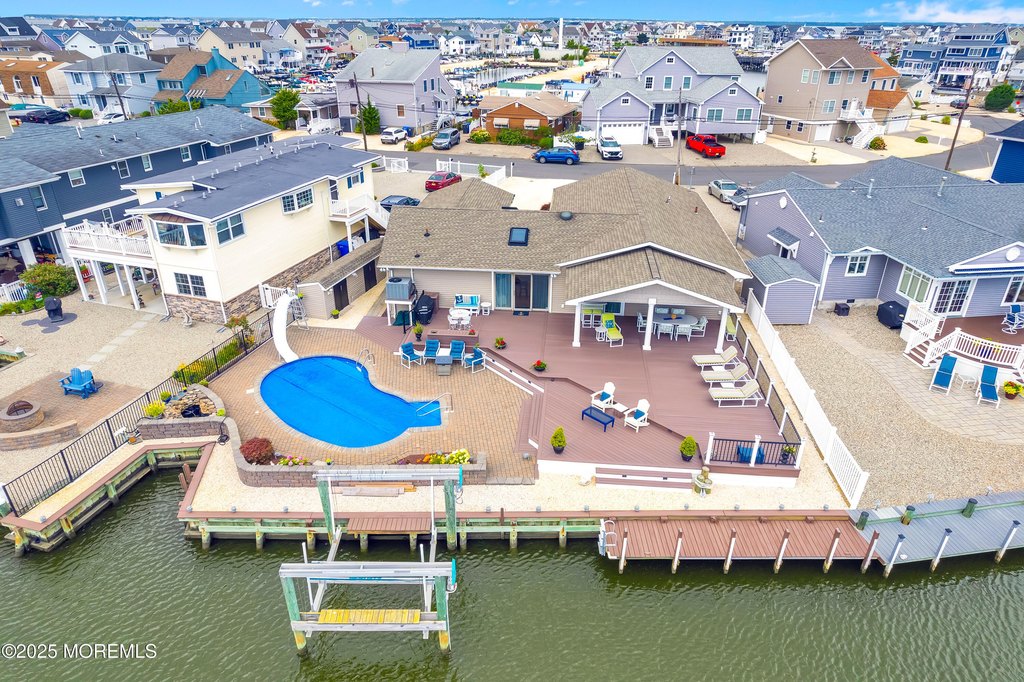 Lavallette, New Jersey, 08735, United States, 4 Bedrooms Bedrooms, ,3 BathroomsBathrooms,Residential,Forsale,1959733