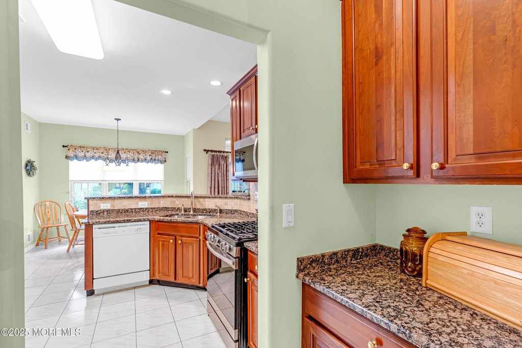 Manchester, New Jersey, 08759, United States, 3 Bedrooms Bedrooms, ,2 BathroomsBathrooms,Residential,Forsale,2008428