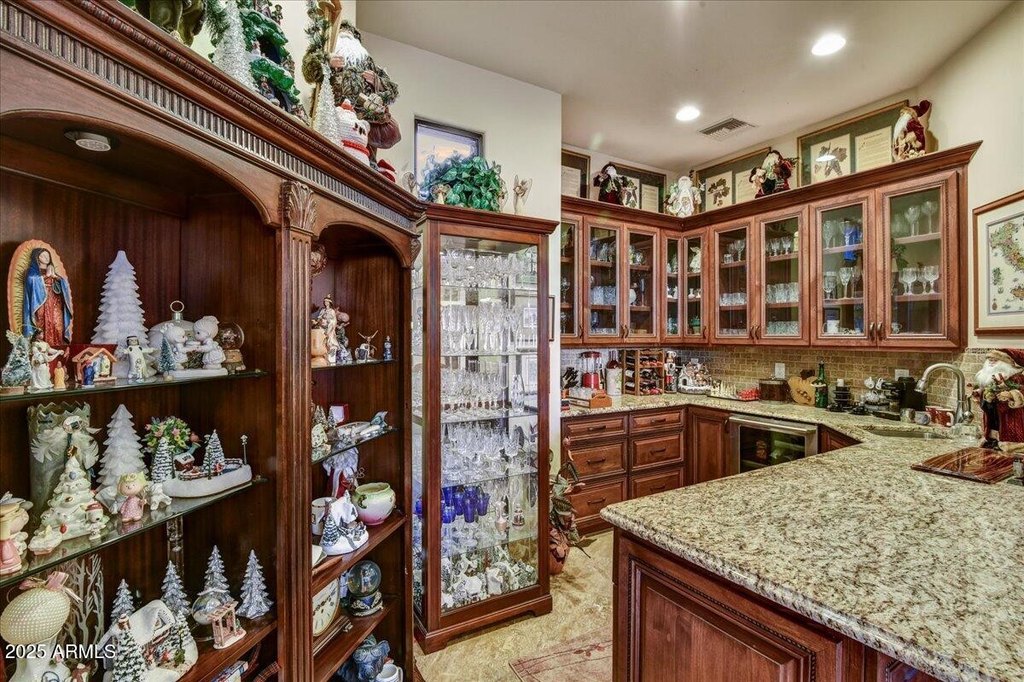 Gold Canyon, Arizona, 85118, United States, 3 Bedrooms Bedrooms, ,4 BathroomsBathrooms,Residential,Forsale,1884331