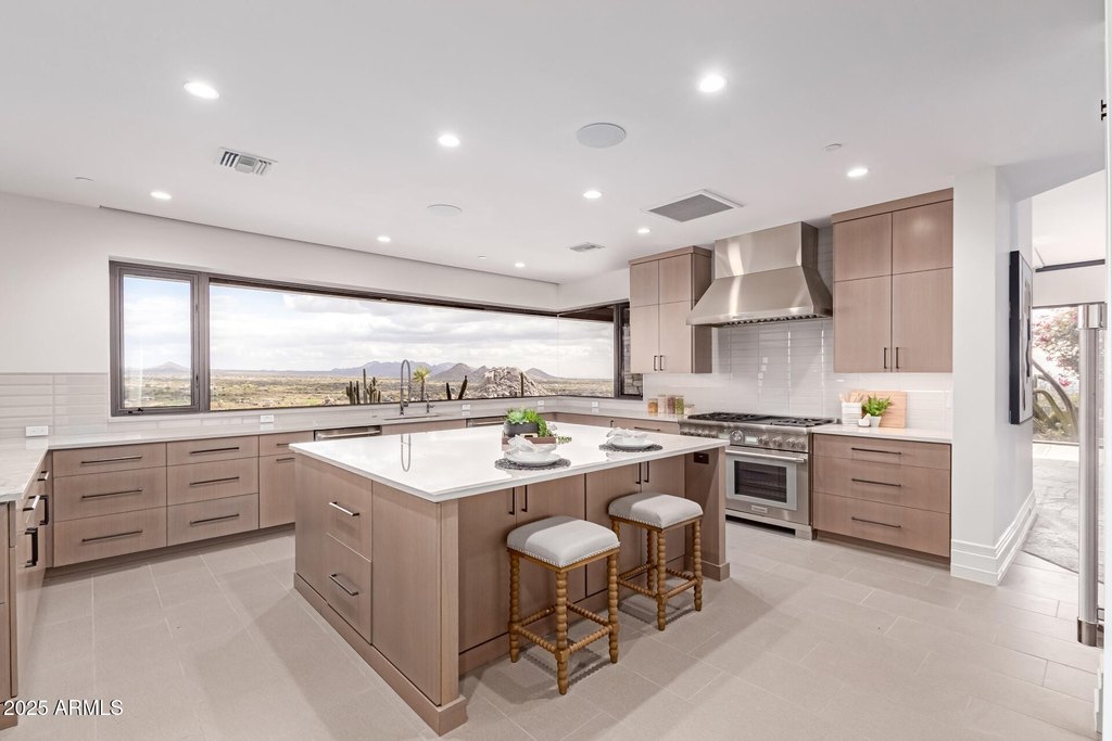 Carefree, Arizona, 85377, United States, 4 Bedrooms Bedrooms, ,5 BathroomsBathrooms,Residential,Forsale,1968441