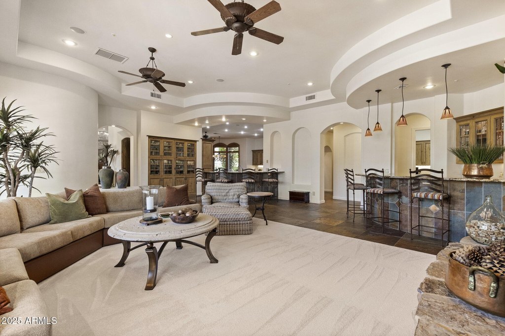 Scottsdale, Arizona, 85260, United States, 6 Bedrooms Bedrooms, ,6.5 BathroomsBathrooms,Residential,Forsale,2014277