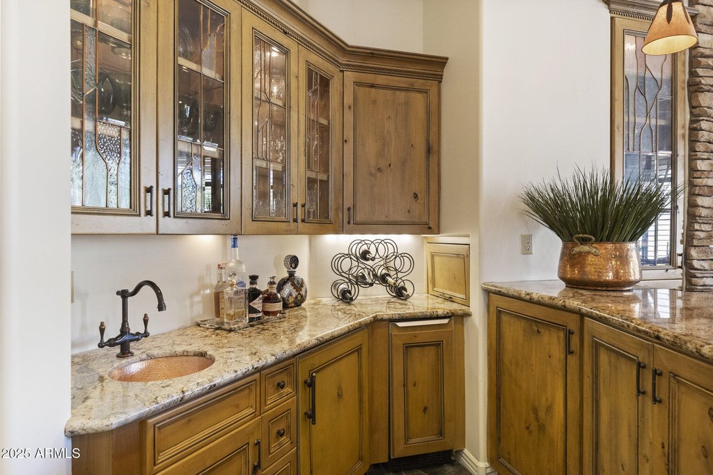 Scottsdale, Arizona, 85260, United States, 6 Bedrooms Bedrooms, ,6.5 BathroomsBathrooms,Residential,Forsale,2014277