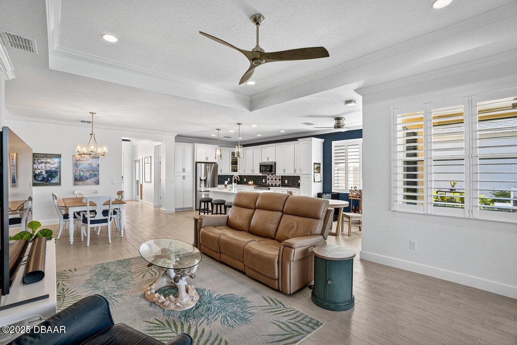 Daytona Beach, Florida, 32124, United States, 2 Bedrooms Bedrooms, ,2.5 BathroomsBathrooms,Residential,Forsale,1990148