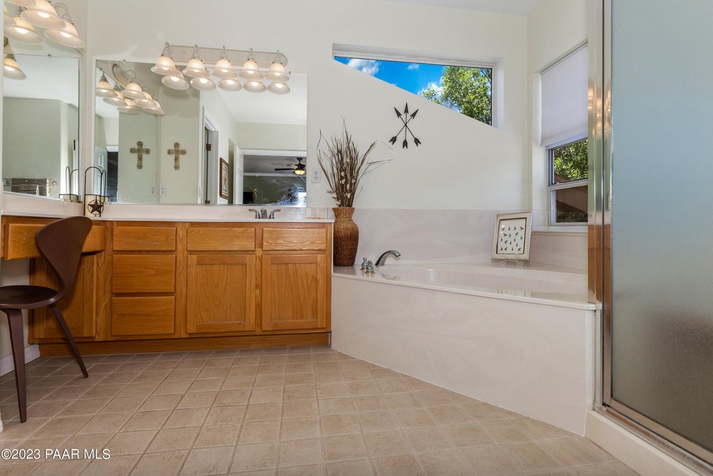 Chino Valley, Arizona, 86323, United States, 2 Bedrooms Bedrooms, ,2.5 BathroomsBathrooms,Residential,Forsale,2011288