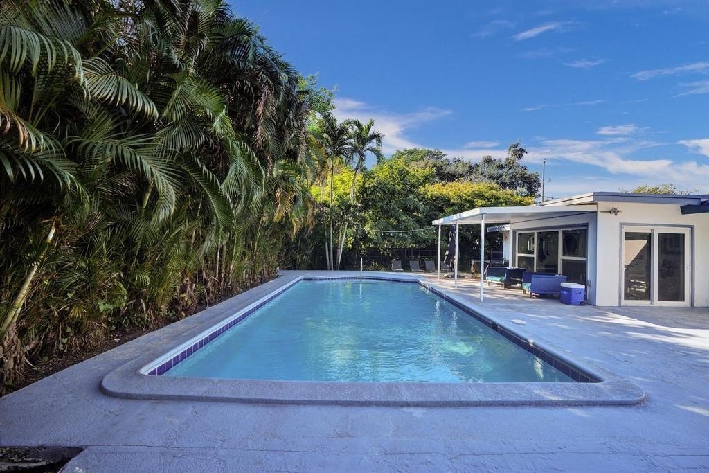 Miami, Florida, 33161, United States, 4 Bedrooms Bedrooms, ,3 BathroomsBathrooms,Residential,Forsale,1994092