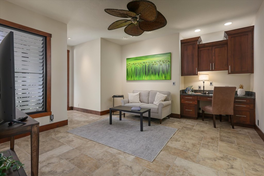 Kailua-Kona, Hawaii, 96740, United States, 3 Bedrooms Bedrooms, ,3 BathroomsBathrooms,Residential,Forsale,2004386